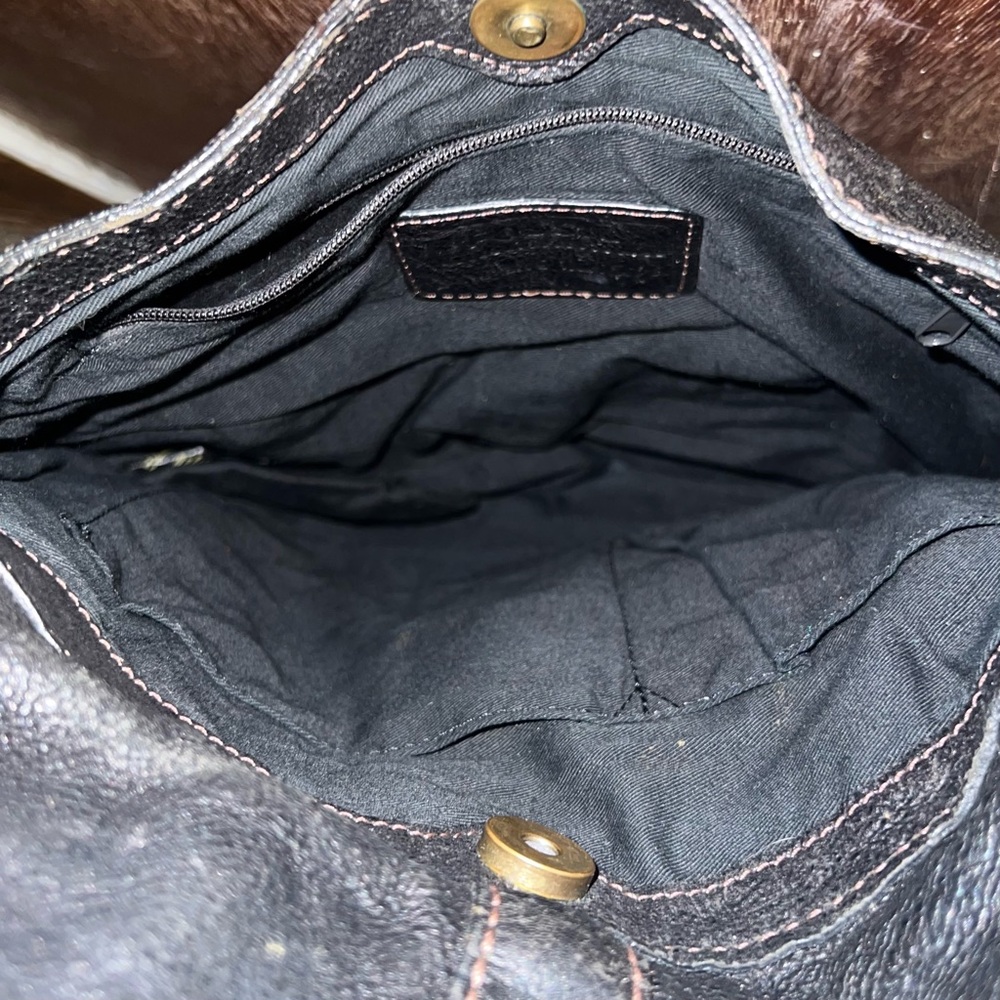 Vintage Fossil Leather Shoulder Bag - Picture 6 of 11